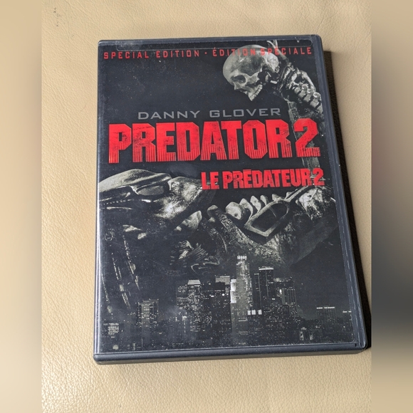 Predator 2 Special Edition 2 Disc DVD Set Very Good Condition - Picture 3 of 8
